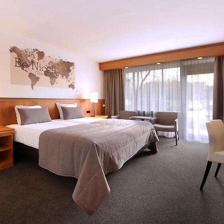 Van Der Valk Hotel Stein Urmond Екстер'єр фото